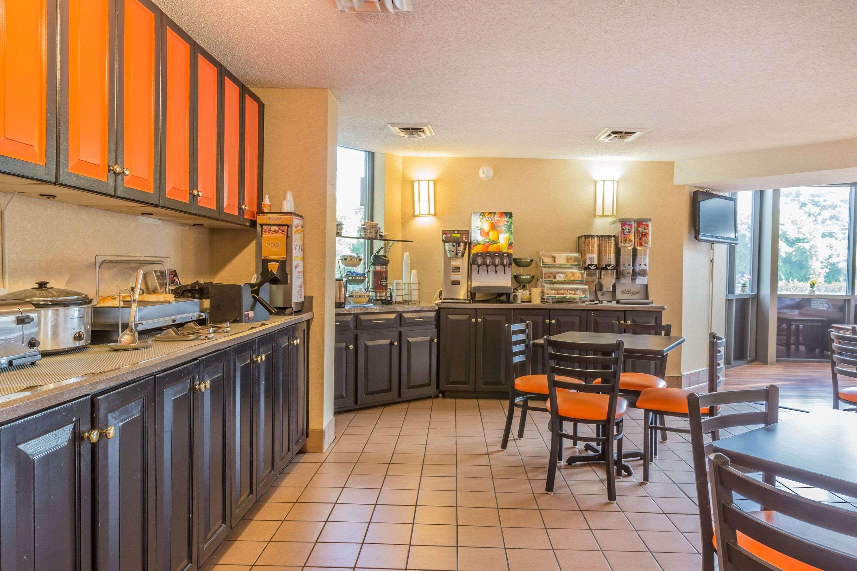Quality Inn Greer Extérieur photo